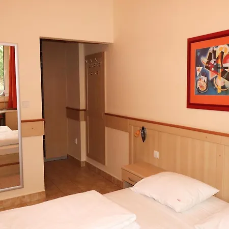 Apartman Sima Lägenhet *